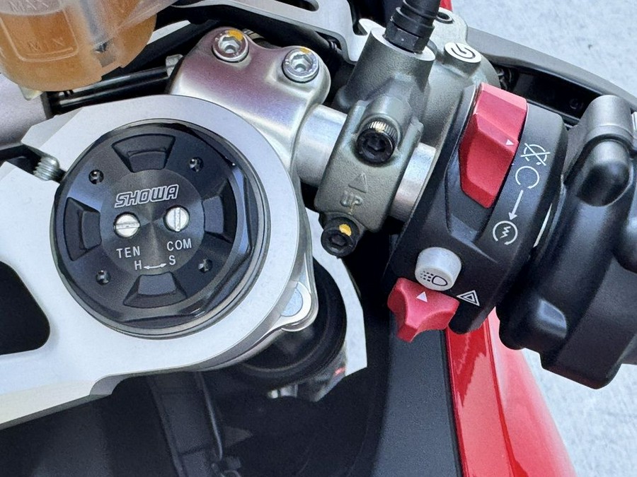 2021 Ducati Panigale V2 Ducati Red