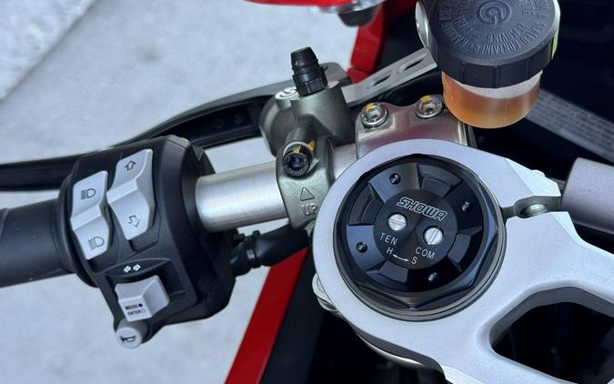 2021 Ducati Panigale V2 Ducati Red