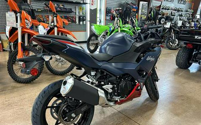 2026 Kawasaki Ninja® 500 ABS