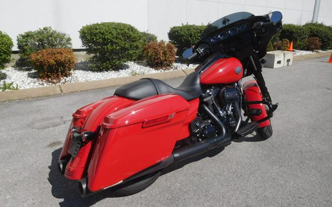 FLHXS 2022 Street Glide Special