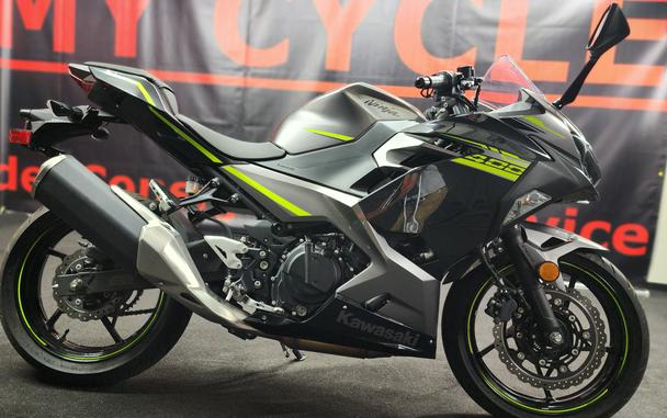 2021 Kawasaki NINJA 400 ABS