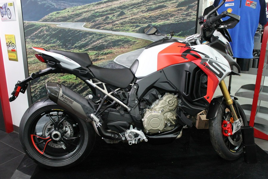 2025 Ducati Multistrada V4 RS