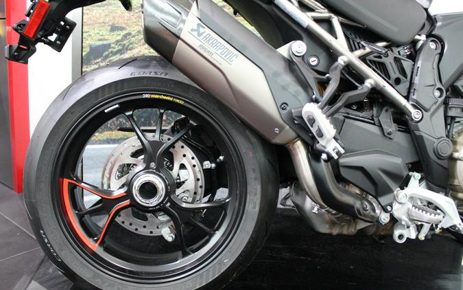 2025 Ducati Multistrada V4 RS