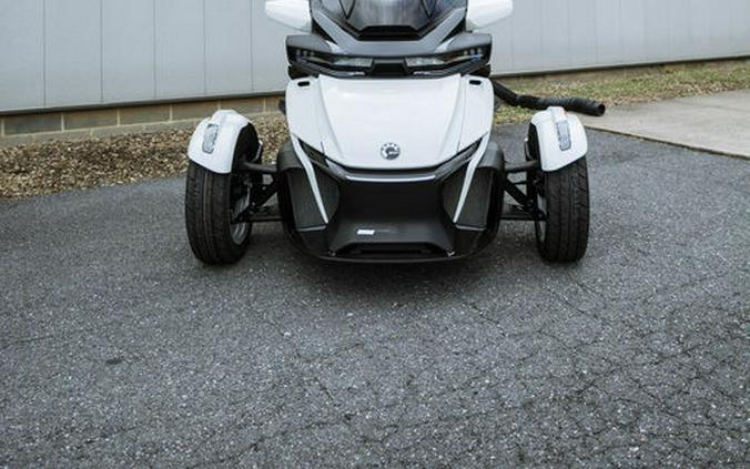 2026 Can-Am® Spyder RT Limited Platine