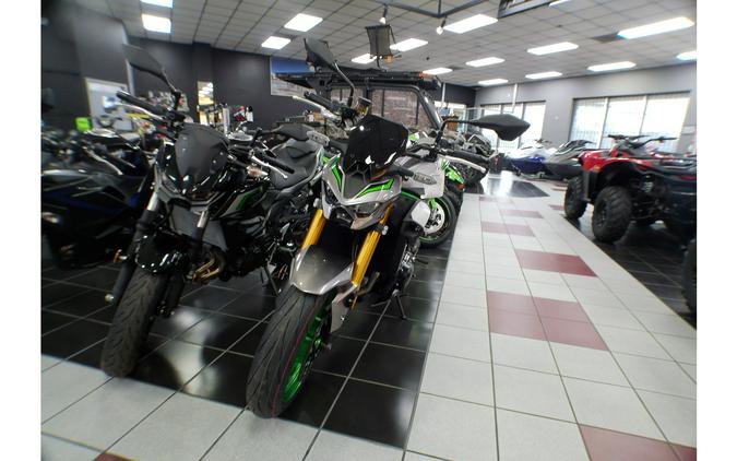 2025 Z900 SE ABS - Kawasaki