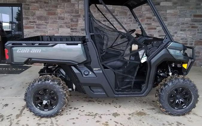 2024 Can-Am Defender XT HD10