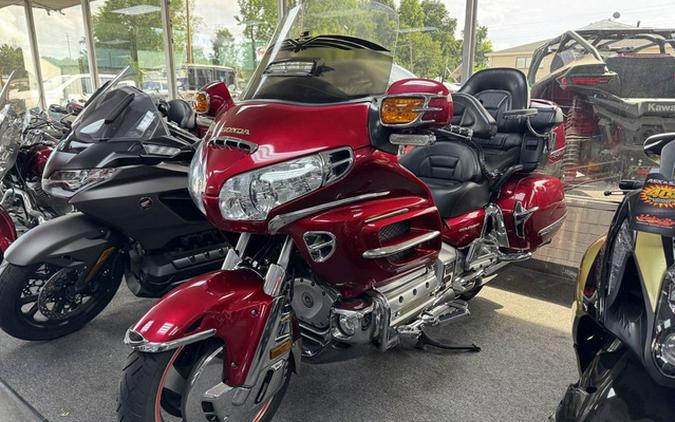 2004 Honda GL18M4