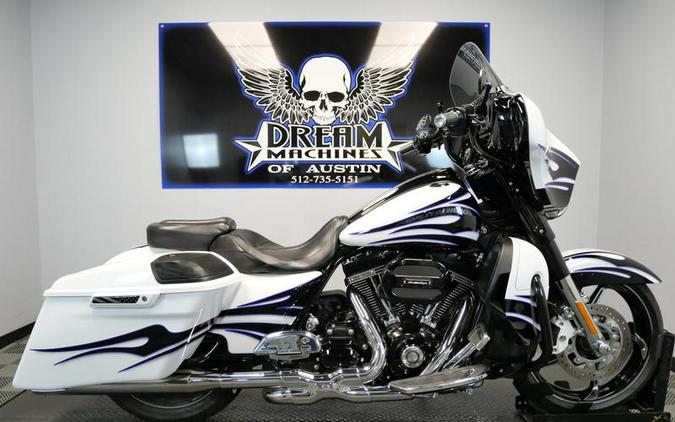 2016 Harley-Davidson® FLHXSE - CVO™ Street Glide®