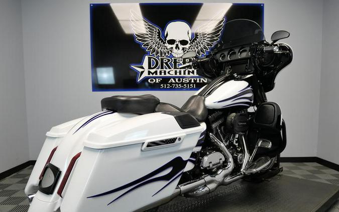 2016 Harley-Davidson® FLHXSE - CVO™ Street Glide®