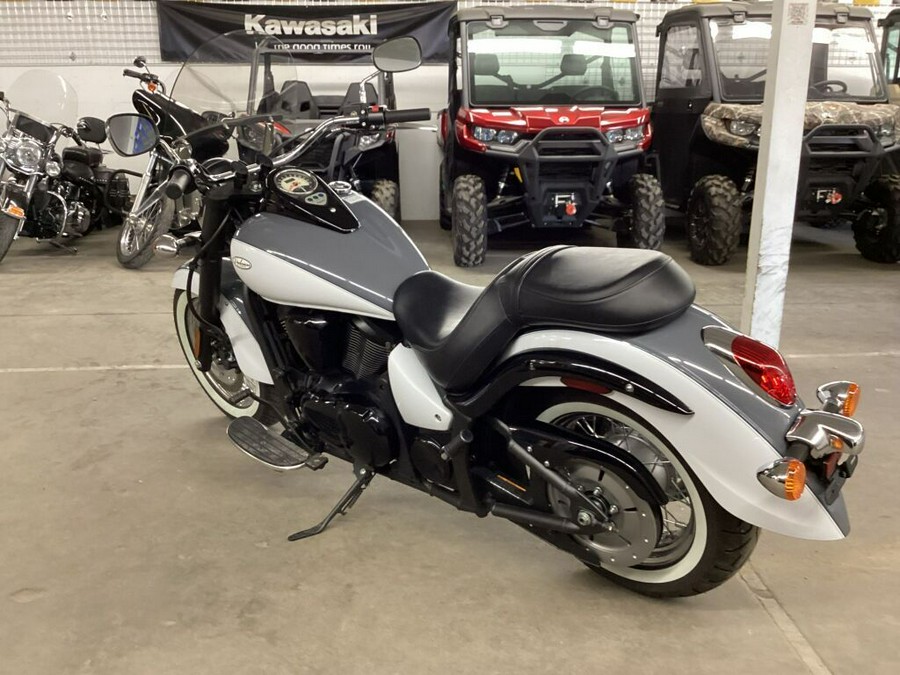 2021 Kawasaki Vulcan® 900 Classic