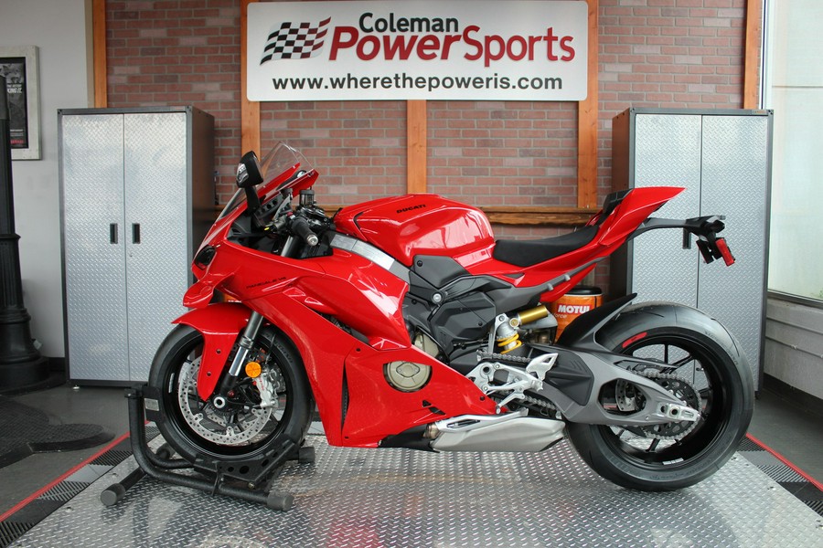 2025 Ducati Panigale V4