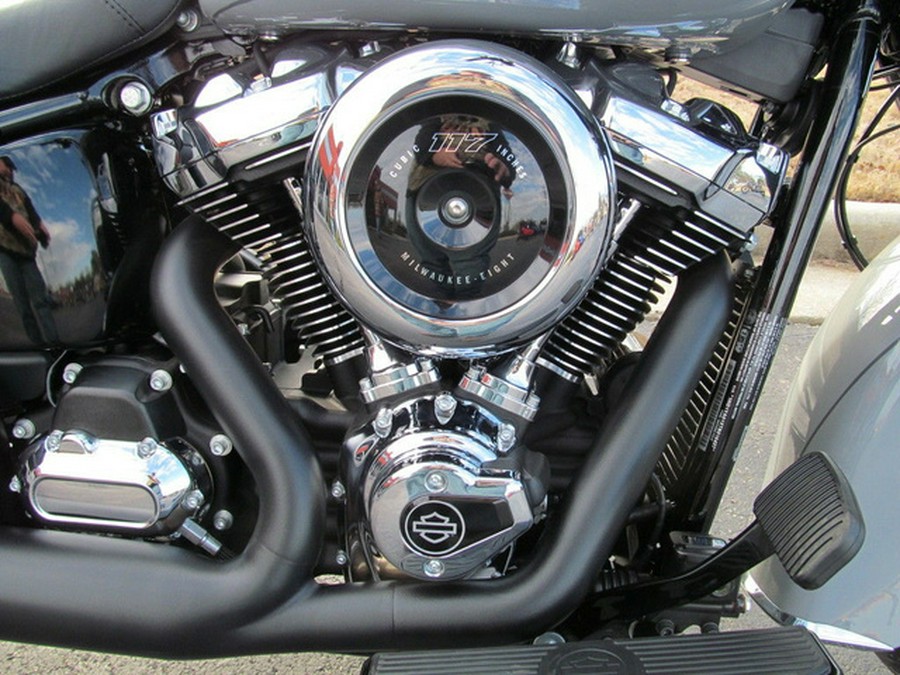 2026 Harley-Davidson Softail FLHC - Heritage Classic