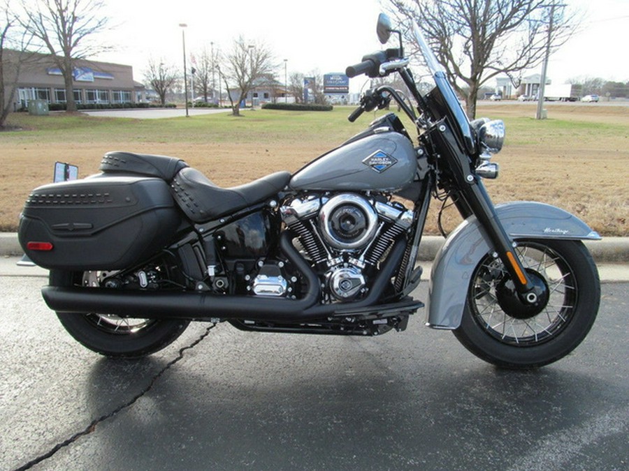 2026 Harley-Davidson Softail FLHC - Heritage Classic
