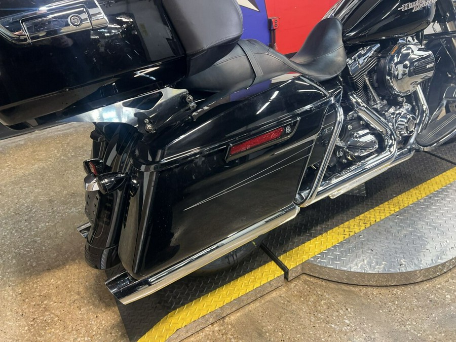 2016 Harley-Davidson Street Glide Special
