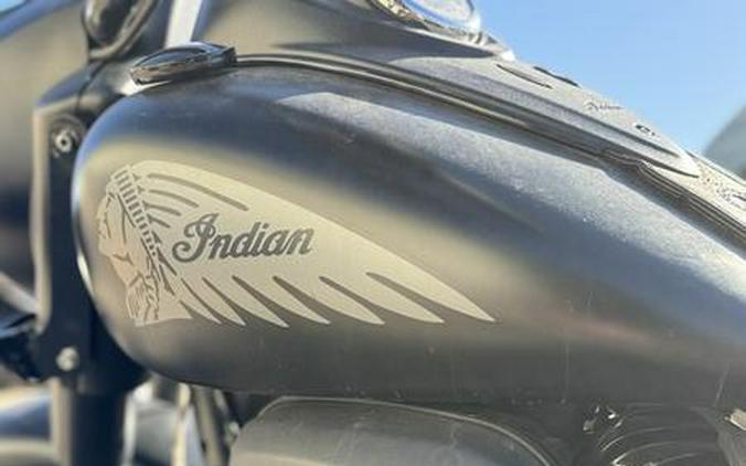 2019 Indian Motorcycle® Springfield® Dark Horse® Thunder Black Smoke