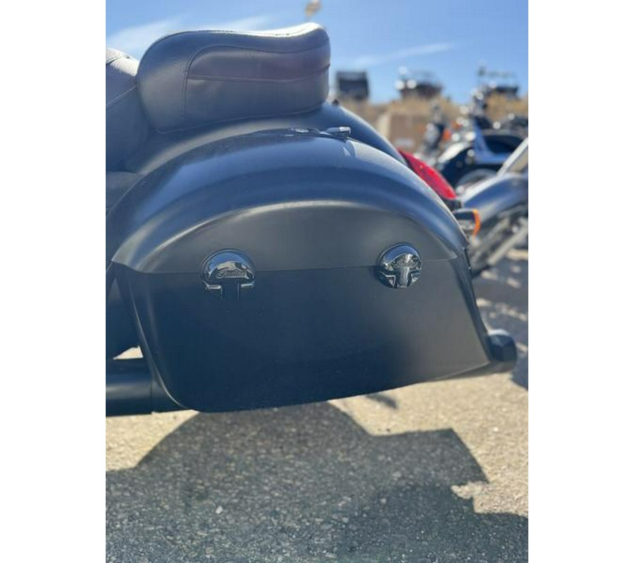 2019 Indian Motorcycle® Springfield® Dark Horse® Thunder Black Smoke