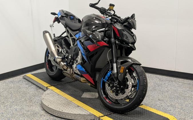 2026 BMW M 1000 R