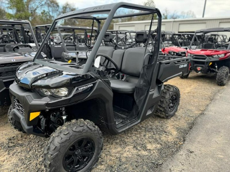 2024 Can-Am® Defender DPS HD9 Timeless Black