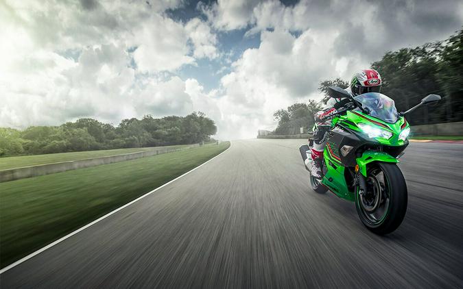 2023 Kawasaki Ninja 400 KRT Edition