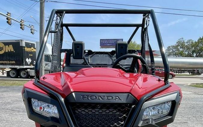 2025 Honda® Pioneer 520