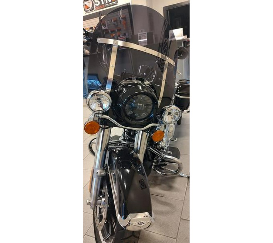 2022 Harley-Davidson® FLHR - Road King®