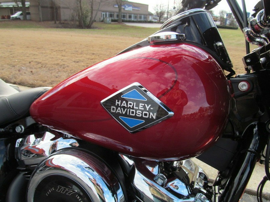 2026 Harley-Davidson Softail FLHC - Heritage Classic