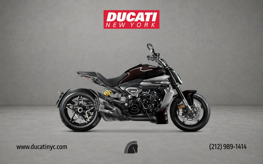 2026 Ducati XDiavel V4 Black Lava