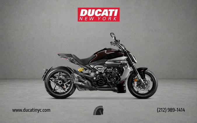 2026 Ducati XDiavel V4 Black Lava
