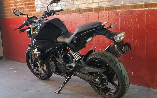 2022 BMW G 310 R Cosmic Black 2