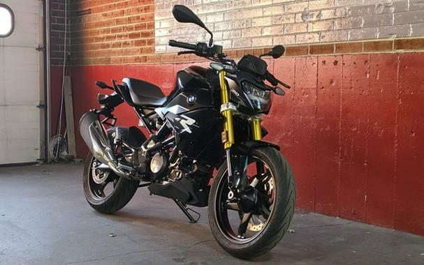 2022 BMW G 310 R Cosmic Black 2