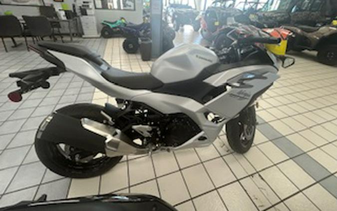 2024 Kawasaki Ninja® 500 ABS