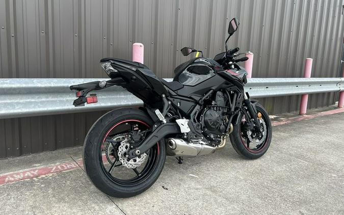 2025 Kawasaki Z650 Base