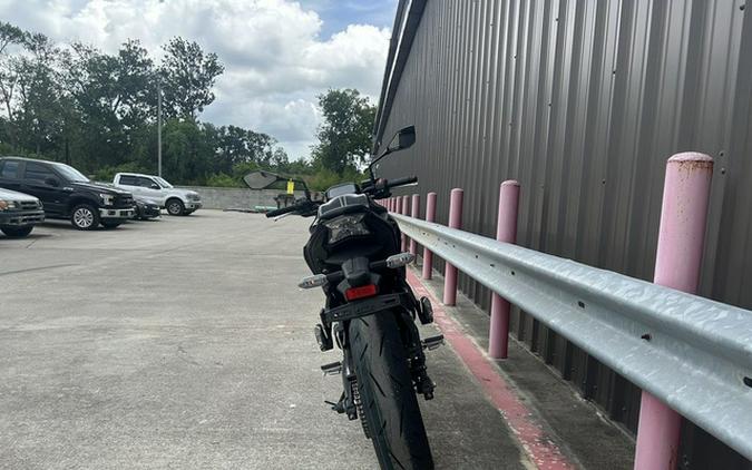 2025 Kawasaki Z650 Base