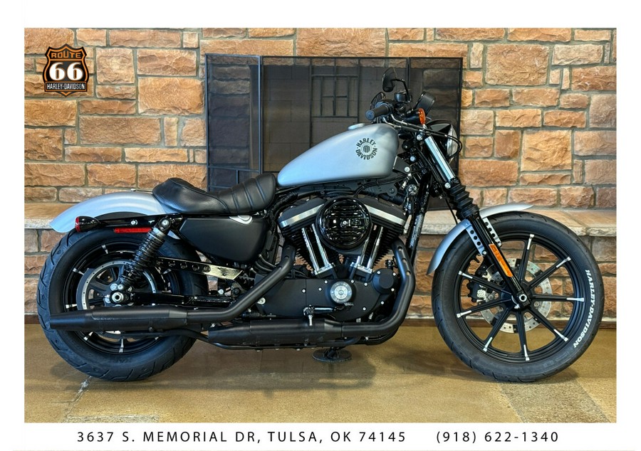 2020 Harley-Davidson® Iron 883™ Barracuda Silver Denim