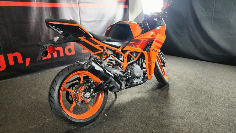 2024 KTM RC 390 - F209521