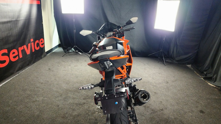 2024 KTM RC 390 - F209521