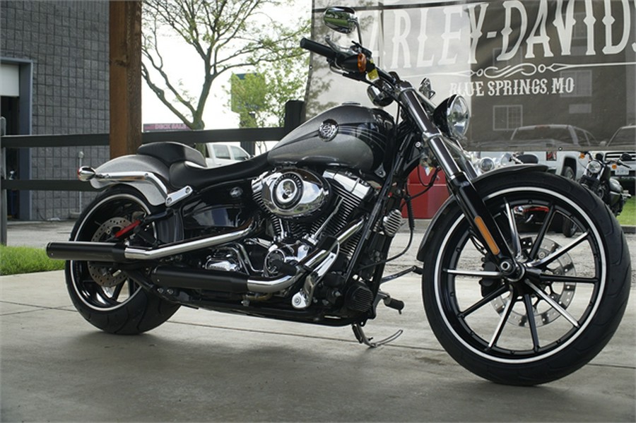 2015 Harley-Davidson Softail Breakout