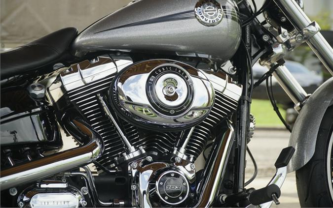 2015 Harley-Davidson Softail Breakout