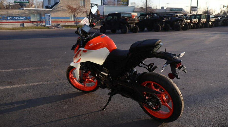 2024 KTM 250 Duke