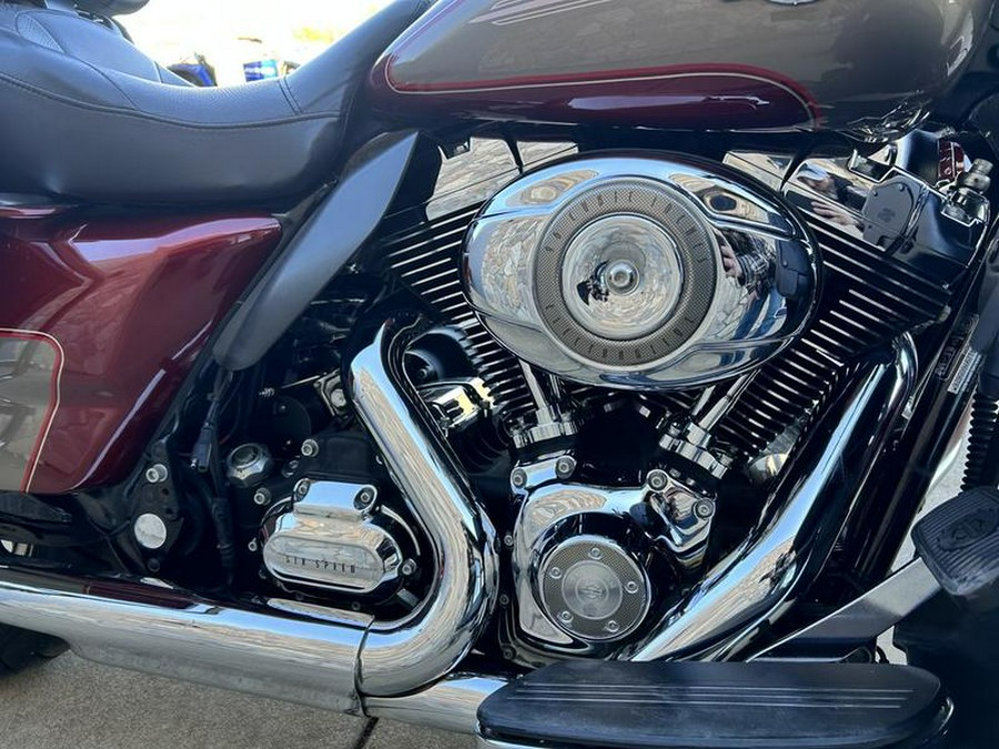2009 Harley-Davidson® FLHTCU - Ultra Classic® Electra Glide®