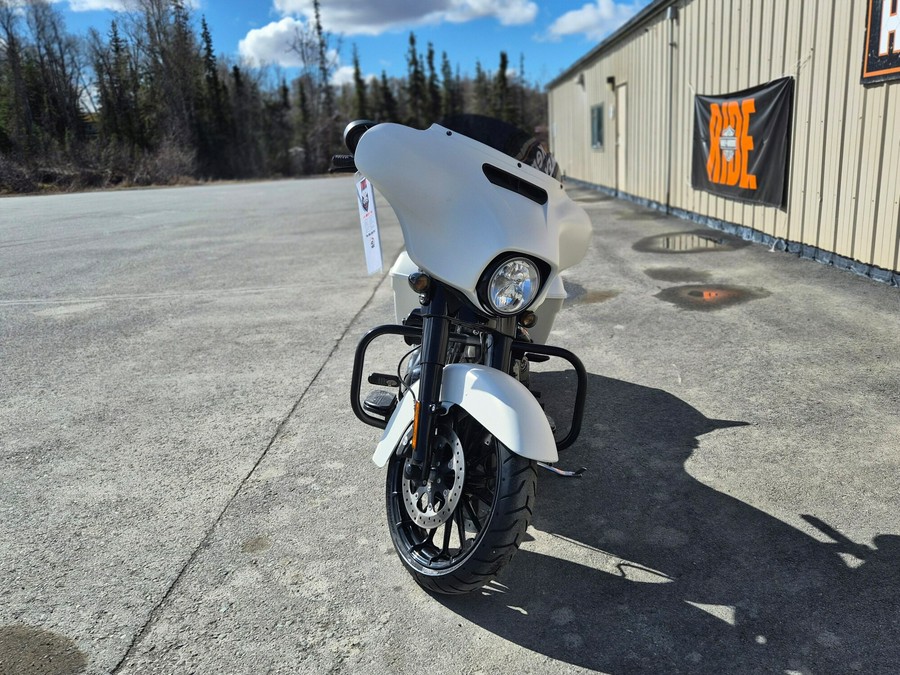 2018 Harley-Davidson® Street Glide® Special