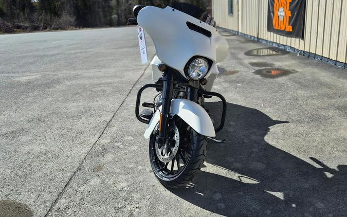 2018 Harley-Davidson® Street Glide® Special