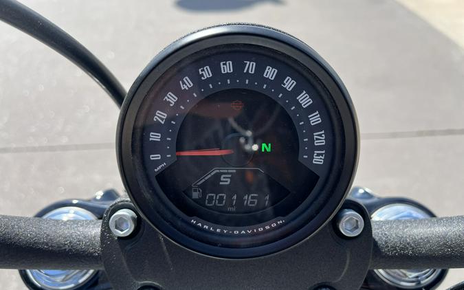2025 Harley-Davidson® FXBB Street Bob® Billiard Gray 028306