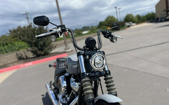 2025 Harley-Davidson® FXBB Street Bob® Billiard Gray 028306