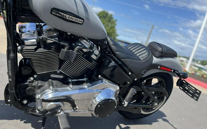 2025 Harley-Davidson® FXBB Street Bob® Billiard Gray 028306