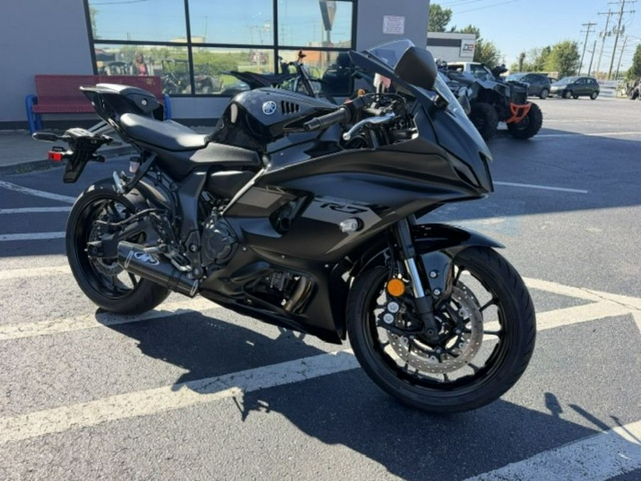 2025 Yamaha YZF-R7