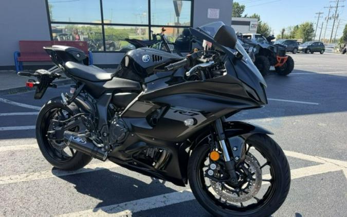 2025 Yamaha YZF-R7