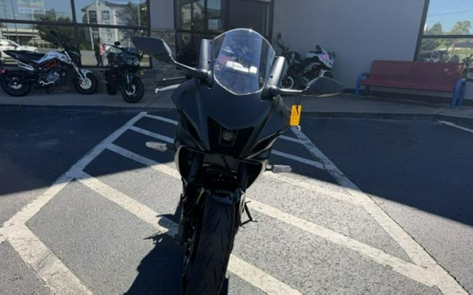 2025 Yamaha YZF-R7