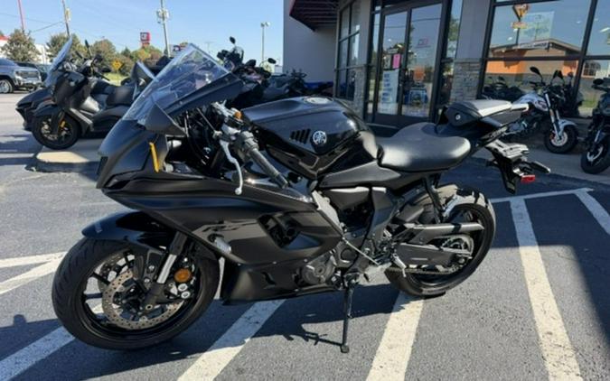 2025 Yamaha YZF-R7