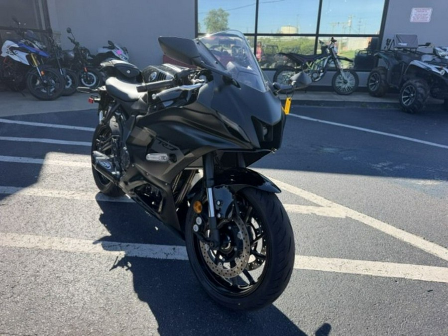 2025 Yamaha YZF-R7
